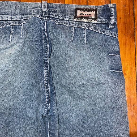 Vintage Low-Rise Colombian Medium Wash Embroidered Straight Leg Jeans - Picture 9 of 16